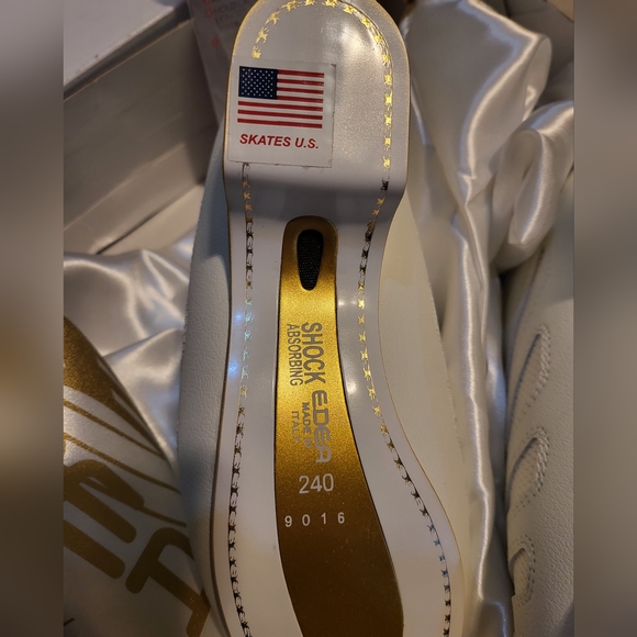 Edea Piano 240C - Picture 5 of 5